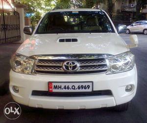 Top Model Toyota Fortuner 4WD Fully Loaded With VIP NO!!!