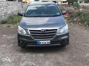  Toyota Innova diesel  Kms