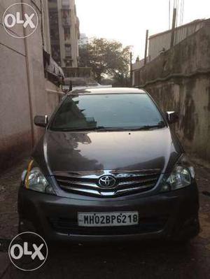  Toyota Innova diesel  Kms