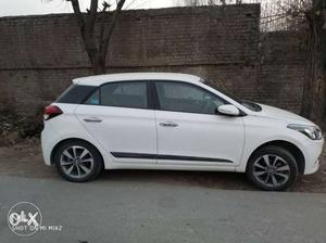  Hyundai Elite I20 Asta petrol  Kms