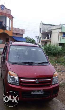 Cherry colour maruti wagnor for sale, in good running