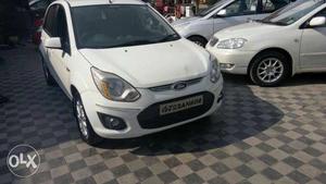  Ford Figo diesel  Kms