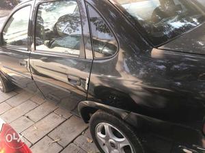 Opel corsa  top mdl all orignel paint first