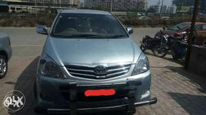  Toyota Innova diesel  Kms