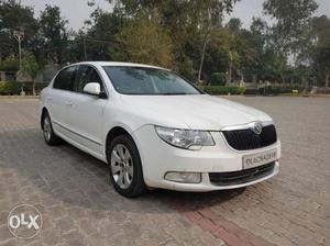 Skoda Superb Elegance 1.8 Tsi At, , Petrol