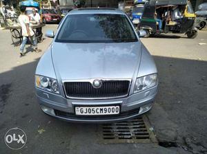 Skoda Laura Ambiente 1.9 Tdi At, , Diesel