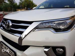 Toyota Fortuner 3.0 4x2 At, , Diesel