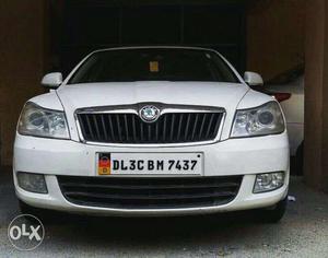 Skoda Laura Elegance 2.0 Tdi Cr At, , Diesel