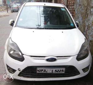 Car Ford Figo diesel model well condition good singel