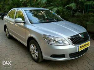 Skoda Laura Ambiente 1.9 Tdi Mt, , Petrol