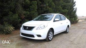  Nissan Sunny petrol  Kms