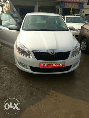 Skoda Rapid 1.5 Tdi Cr Ambition With Alloy Wheels, ,