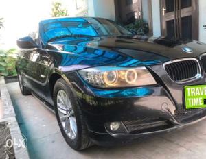 Black BMW 320d with Sunroof top model !!!