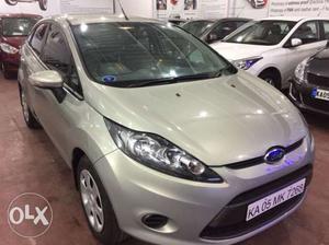 Ford Fiesta Style Petrol Mt, , Petrol