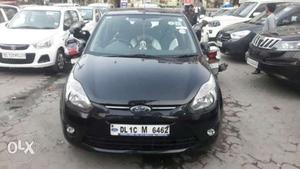 Ford Figo Duratec Titanium , Petrol