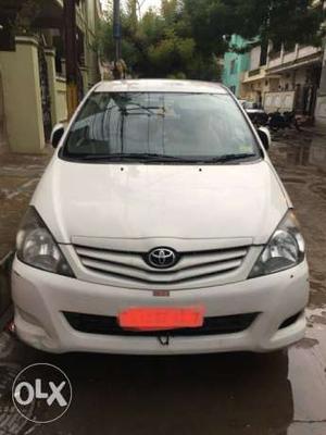  Toyota Innova diesel  Kms