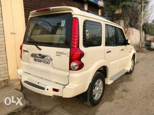 Mahindra Scorpio Vlx 2wd Airbag Special Edition Bs-iv, ,