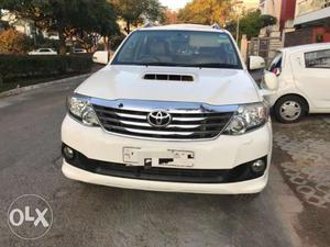 Toyota Fortuner 4x4 Mt Gegistered