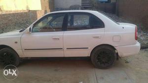 Hyundai Accent cng  Kms Mobile no five