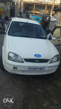  Ford Ikon petrol  Kms