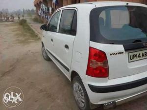  Hyundai Santro Xing TOP model,petrol  Kms