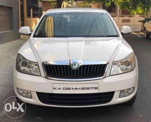 Skoda Laura Ambiente 2.0 Tdi Cr Mt, , Diesel