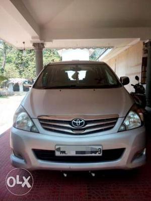  Toyota Innova diesel  Kms