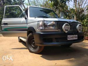 Toyota Qualis GS Topend diesel at rs(Negotiable)