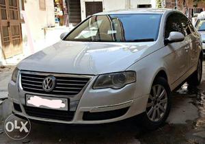 Volkswagen Passat full option automatic Diesel  Kms