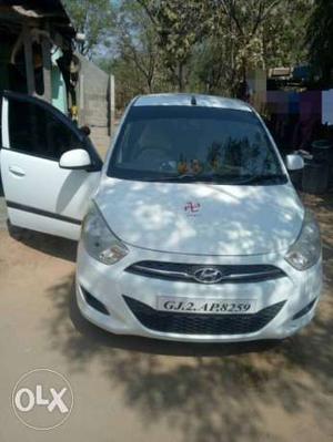  Hyundai I10 cng  Kms