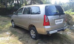 Show-room condition toyoto Innova for sale in sawantwadi