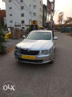 Skoda Superb Elegance 1.8 Tsi At, , Petrol