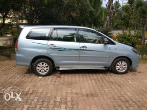  Toyota Innova diesel  Kms