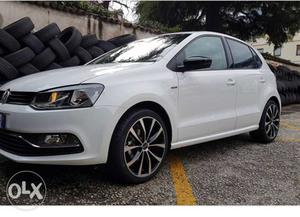  Volkswagen Polo petrol  Kms