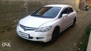 Honda Civic top end in showroom Condition 