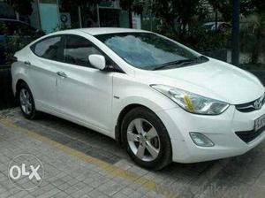  Hyundai Elantra petrol  Kms