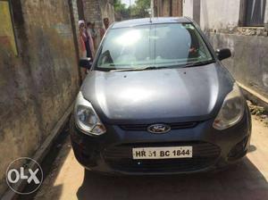  Ford Figo diesel  Kms