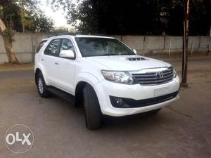 Toyota Fortuner MT 2x4