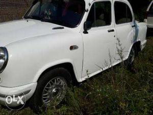 Hindustan Motors Ambassador petrol  Kms  year