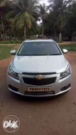 Chevrolet Cruze diesel  Kms  year