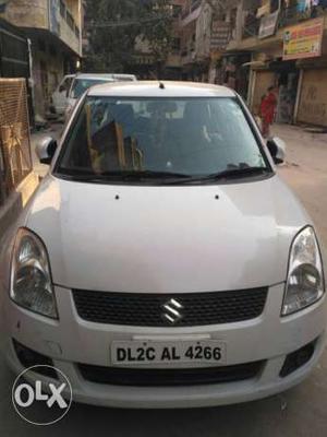 Maruti Suzuki Swift Dzire cng  Kms  year