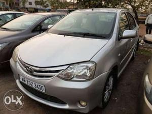 Toyota Etios V, , Petrol