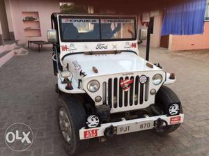 Willy jeep, 16 gage, disk break, power steering,