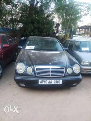  Mercedes-Benz E Class diesel  Kms