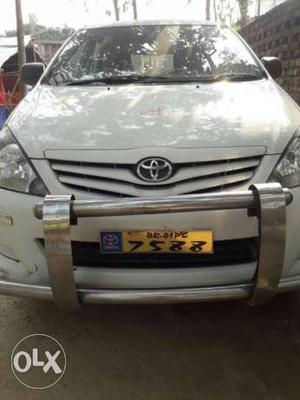  Toyota Innova diesel  Kms