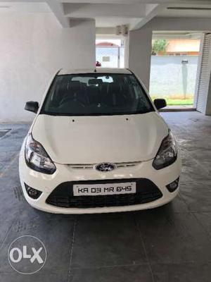 Superbly maintained brand new looking Figo Diesel