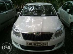 Skoda Rapid 1.6 Mpi Elegance At, , Petrol