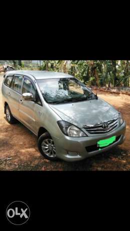  Toyota Innova G4 diesel  Kms