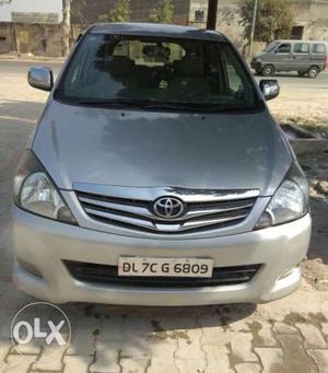  Toyota Innova diesel  Kms