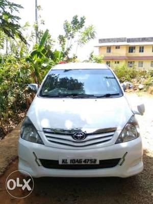 Toyota Innova diesel  Kms  year Re - Registration